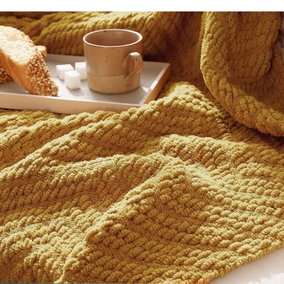 West Elm Sunflower Yellow Tassel Fringe Luxury Minimalist Soft Throw Blanket - Picture 3 of 15